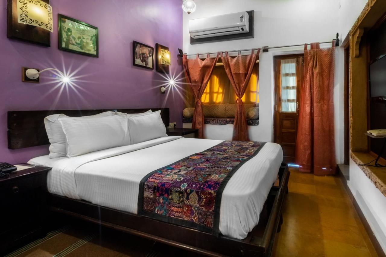 Hotel Fifu Jaisalmer Exteriör bild