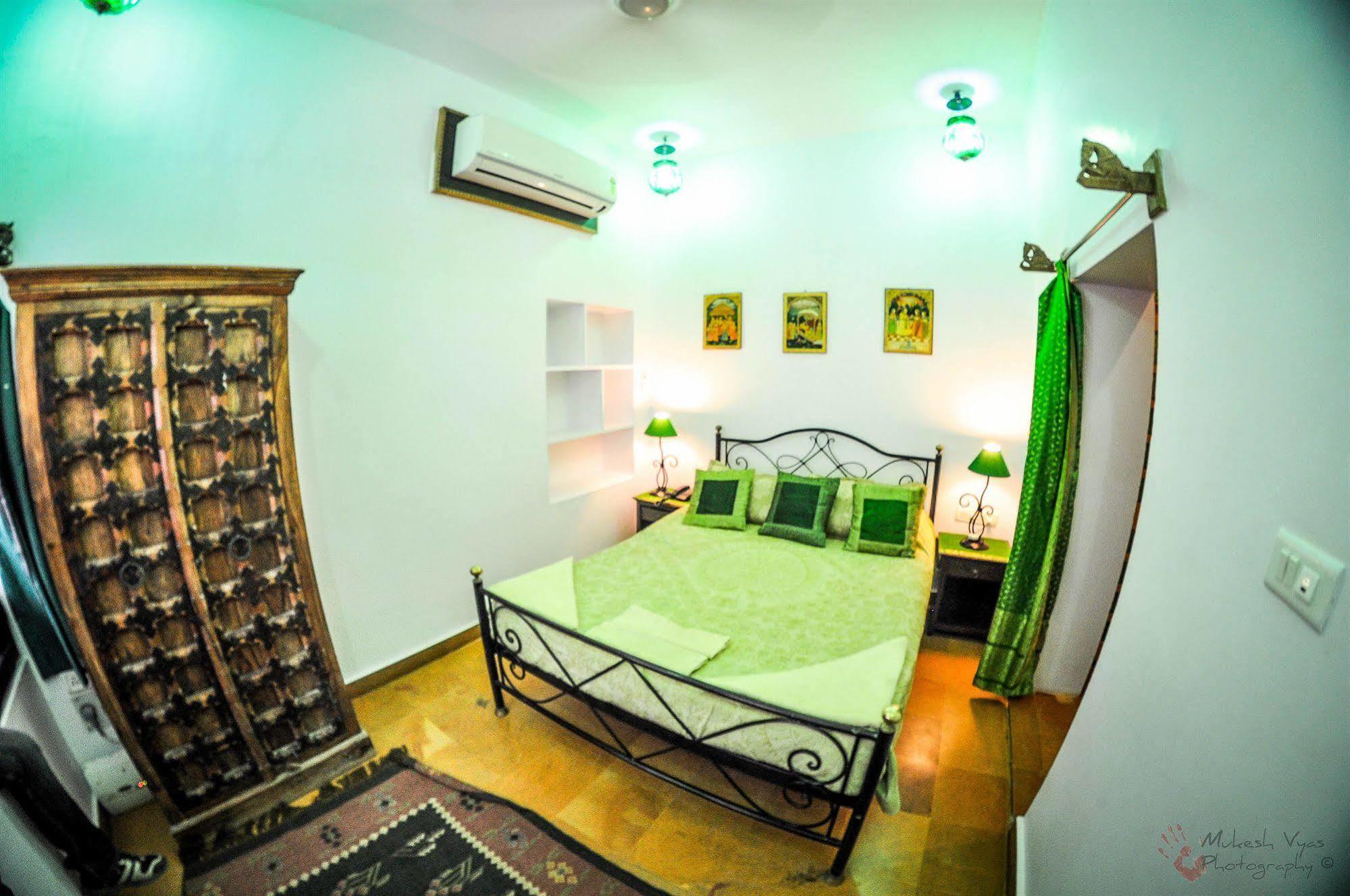 Hotel Fifu Jaisalmer Exteriör bild